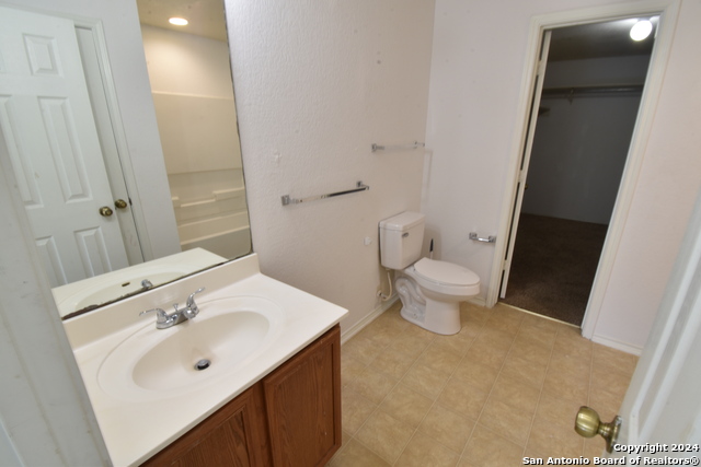 Listing photo id 14 for 11314 Liberty Field