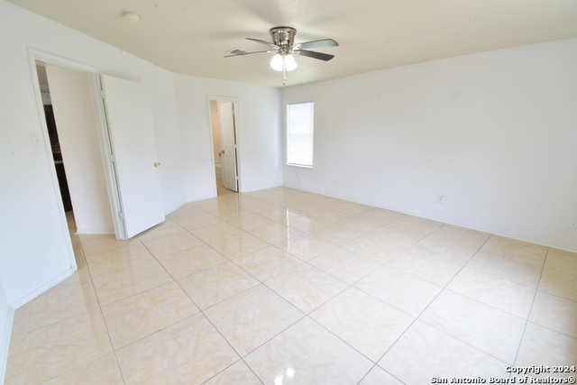 Listing photo id 16 for 11314 Liberty Field