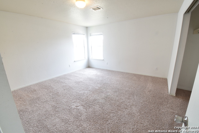 Listing photo id 20 for 11314 Liberty Field