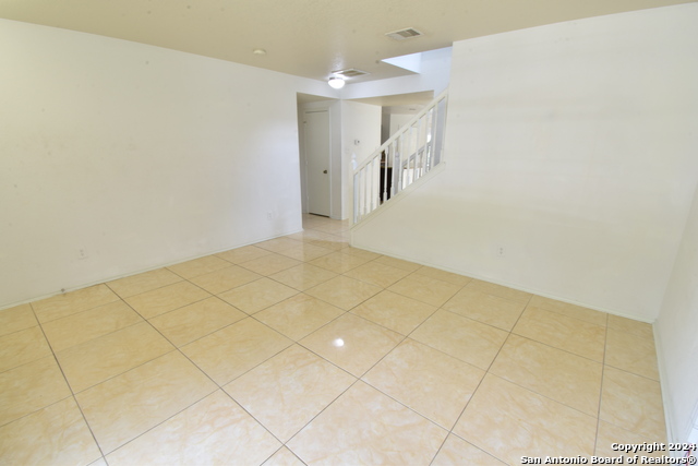 Listing photo id 27 for 11314 Liberty Field