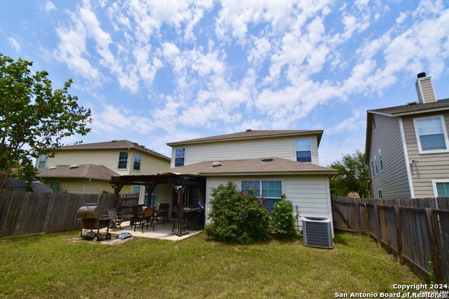 Listing photo id 30 for 11314 Liberty Field