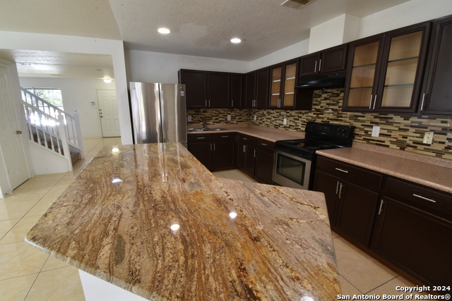 Listing photo id 5 for 11314 Liberty Field