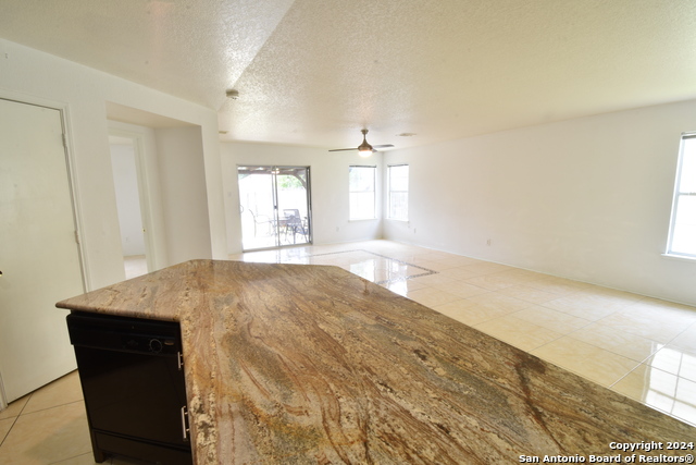 Listing photo id 7 for 11314 Liberty Field