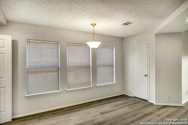 Image 12 of 32 For 13918 Grove Patch