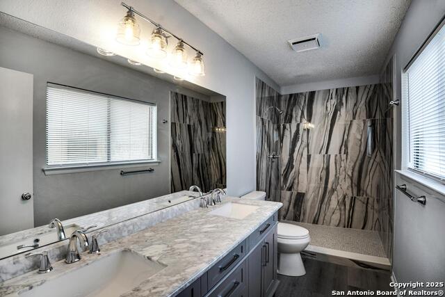 Image 22 of 32 For 13918 Grove Patch