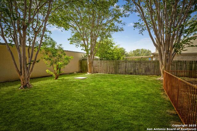 Image 31 of 32 For 13918 Grove Patch