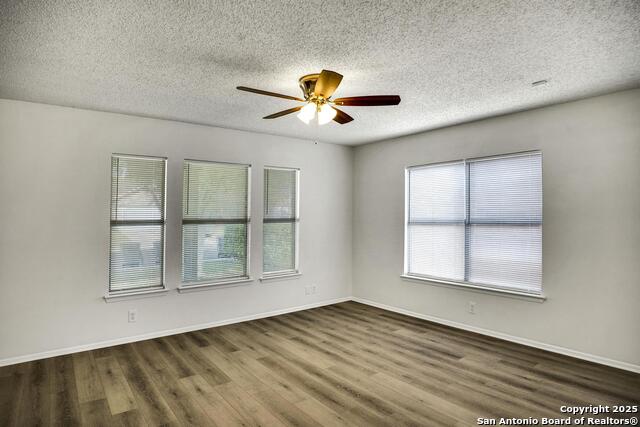 Image 6 of 32 For 13918 Grove Patch