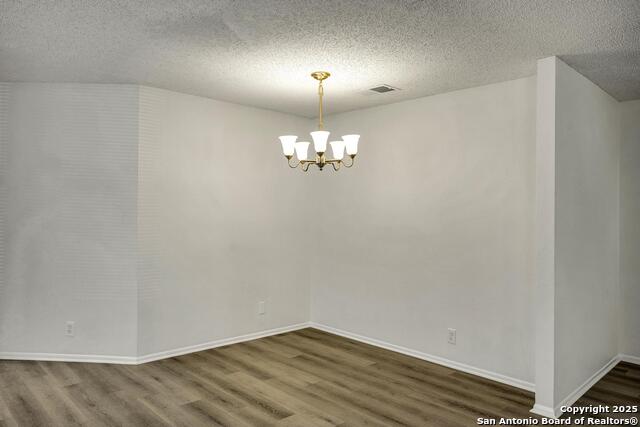 Image 9 of 32 For 13918 Grove Patch