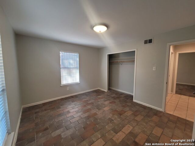 Image 17 of 25 For 418 Verne  2