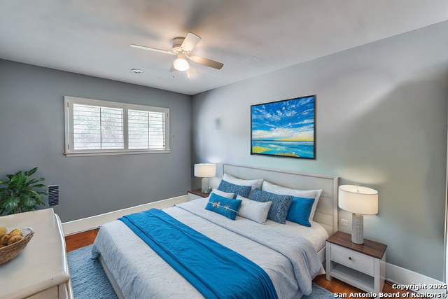 Image 22 of 30 For 15054 Misty Bnd