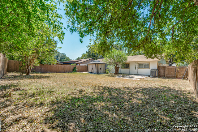 Image 29 of 30 For 15054 Misty Bnd