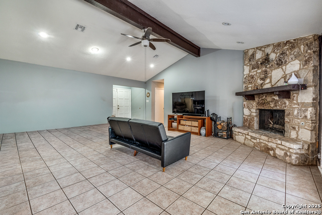 Image 6 of 30 For 15054 Misty Bnd