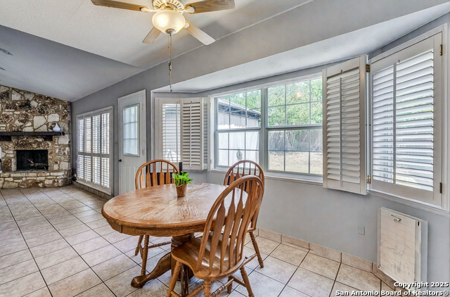 Image 9 of 30 For 15054 Misty Bnd