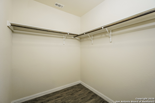 Image 11 of 21 For 2434 Bermuda