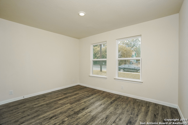 Image 12 of 21 For 2434 Bermuda