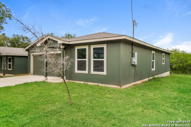 Image 20 of 21 For 2434 Bermuda