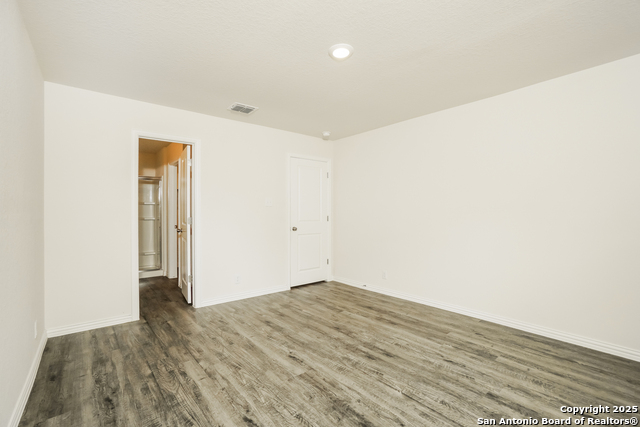 Image 10 of 21 For 2719 Bermuda