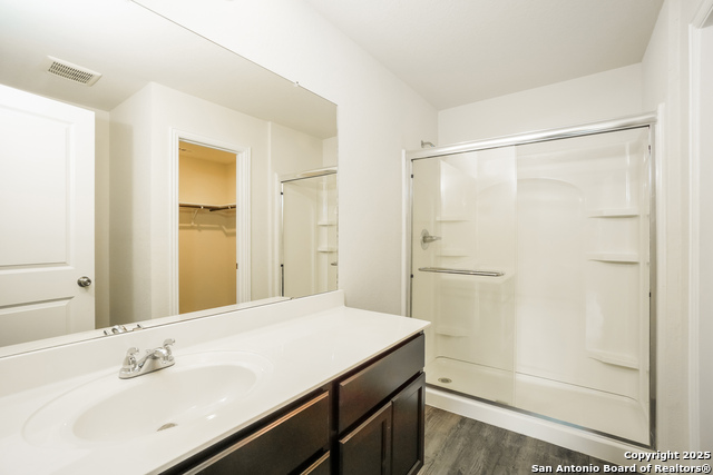 Image 11 of 21 For 2719 Bermuda