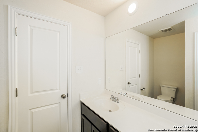 Image 12 of 21 For 2719 Bermuda