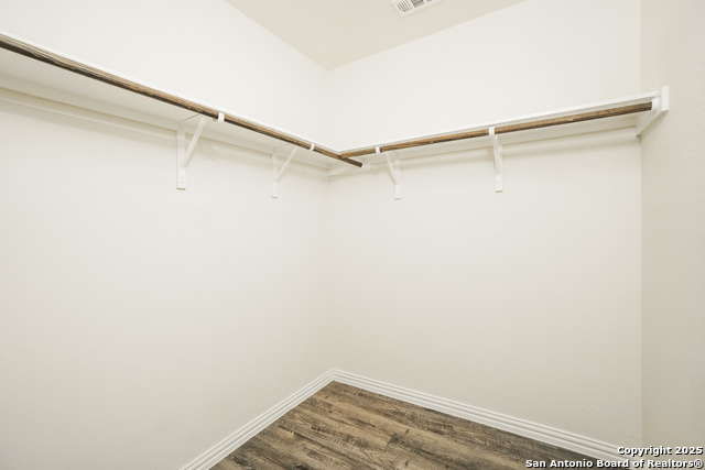 Image 13 of 21 For 2719 Bermuda