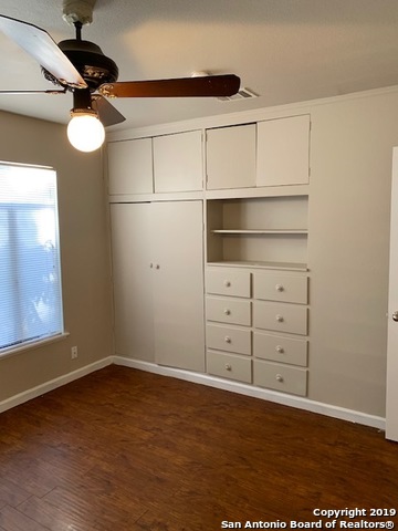 Image 12 of 22 For 427 Lively Dr 1