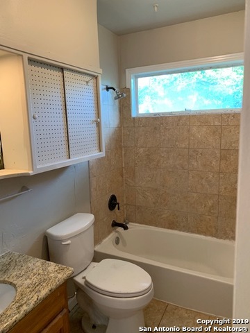 Image 14 of 22 For 427 Lively Dr 1