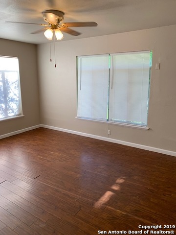 Image 15 of 22 For 427 Lively Dr 1