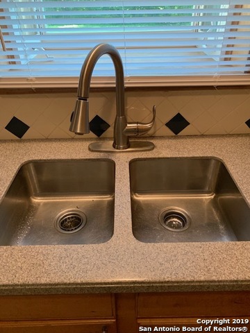 Image 7 of 22 For 427 Lively Dr 1