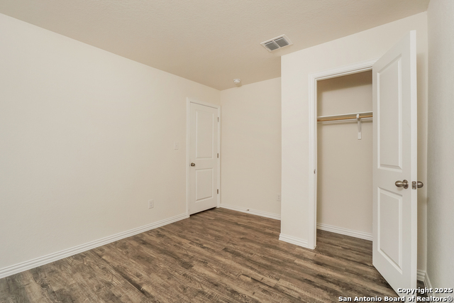 Listing photo id 9 for 237 Corliss