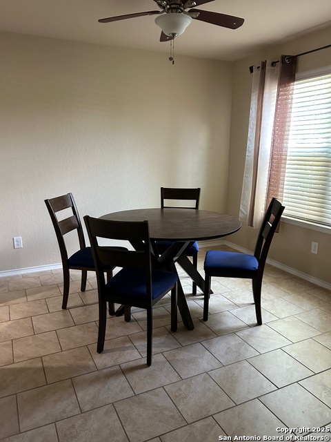 Image 6 of 20 For 1703 Emerald Edge