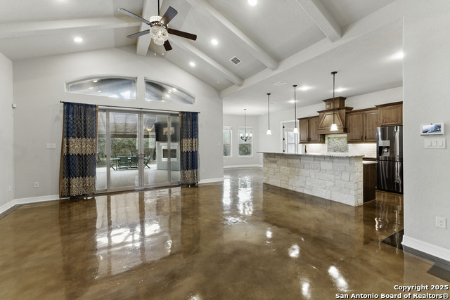 Listing photo id 9 for 2350 Geneseo Oaks