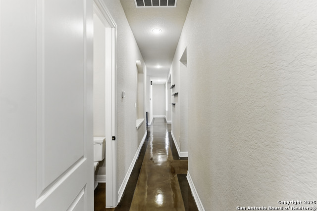 Listing photo id 23 for 2350 Geneseo Oaks