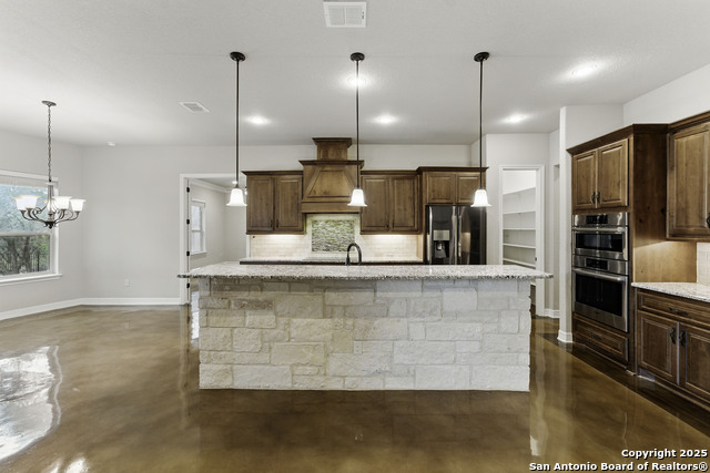 Listing photo id 5 for 2350 Geneseo Oaks