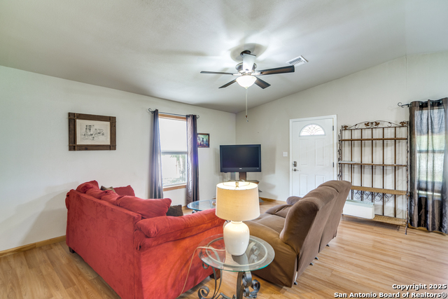 Image 10 of 26 For 1505 Sycamore