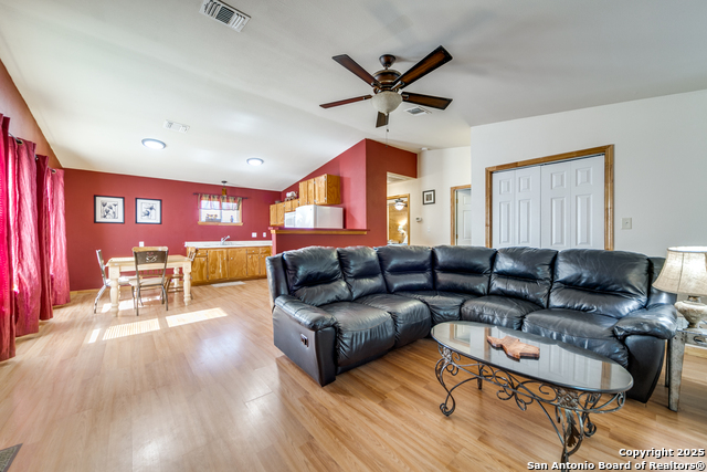 Image 12 of 26 For 1505 Sycamore