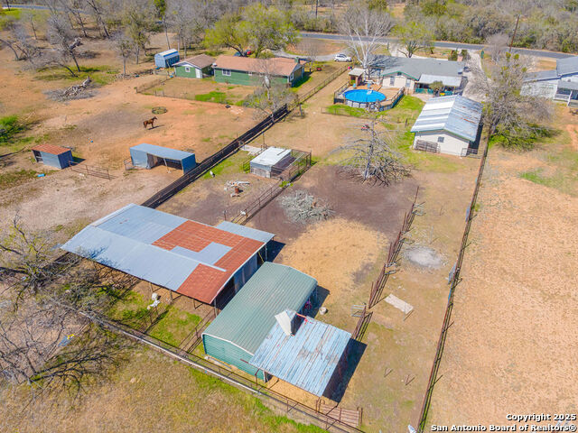 Listing photo id 24 for 10544 Macaway