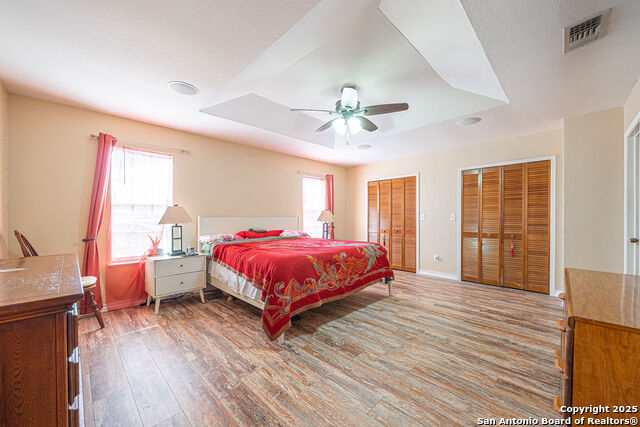 Listing photo id 31 for 10544 Macaway