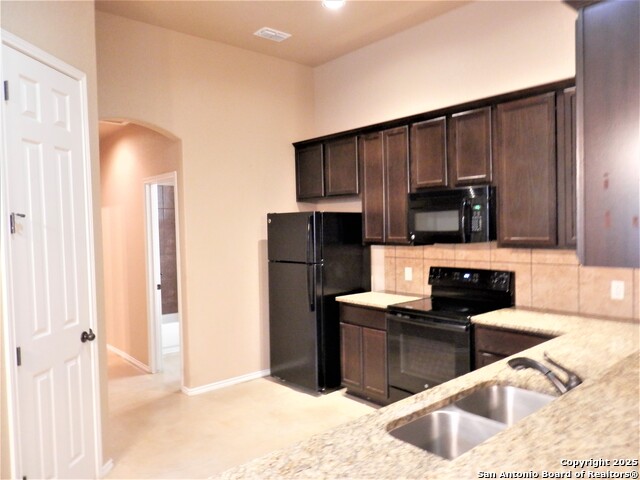 Image 4 of 14 For 1032 Carolyn Cove