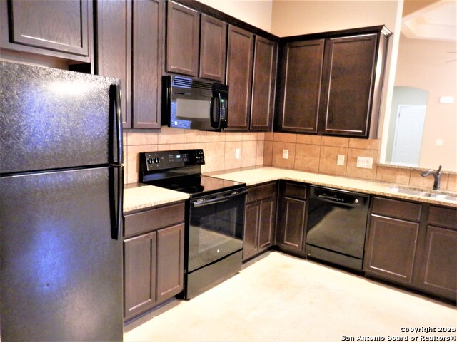 Image 6 of 14 For 1032 Carolyn Cove