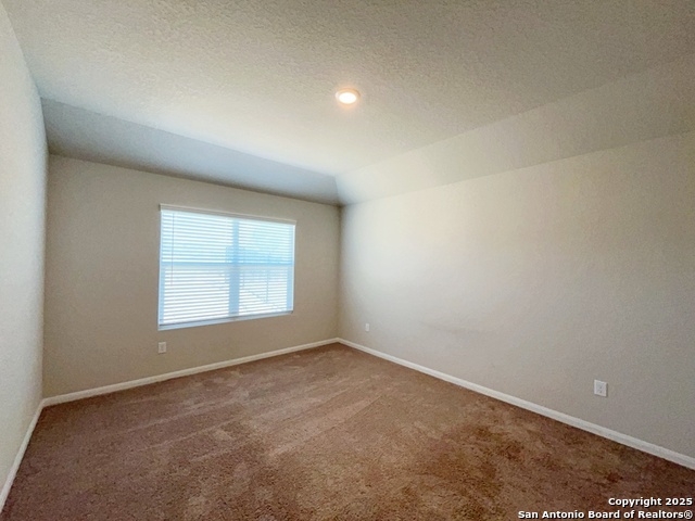 Listing photo id 15 for 11922 Chipper Landing