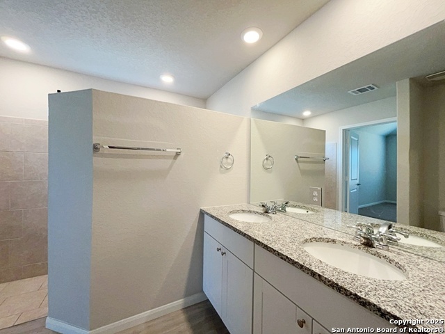 Listing photo id 18 for 11922 Chipper Landing