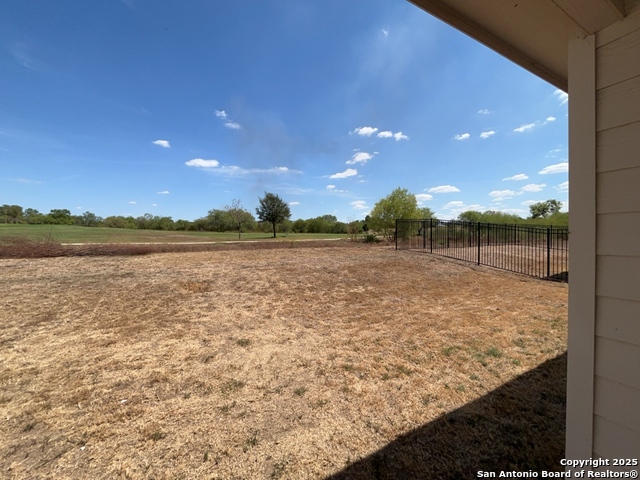 Listing photo id 27 for 11922 Chipper Landing