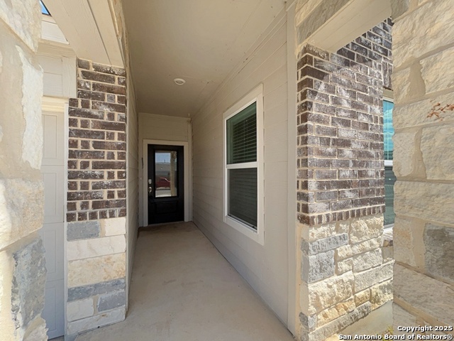 Listing photo id 31 for 11922 Chipper Landing