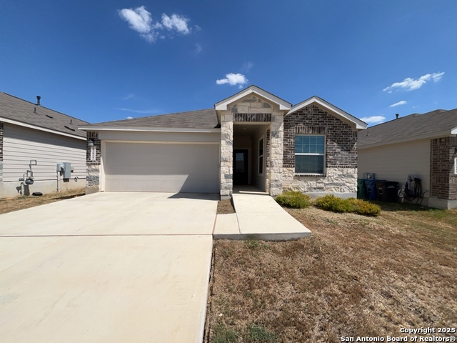 Listing photo id 32 for 11922 Chipper Landing