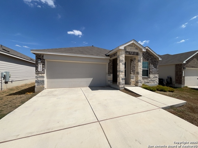 Listing photo id 33 for 11922 Chipper Landing