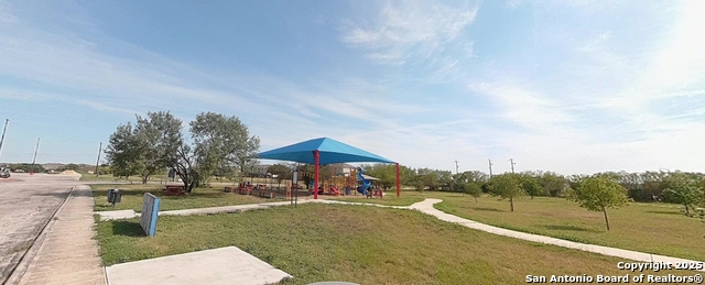 Listing photo id 41 for 11922 Chipper Landing