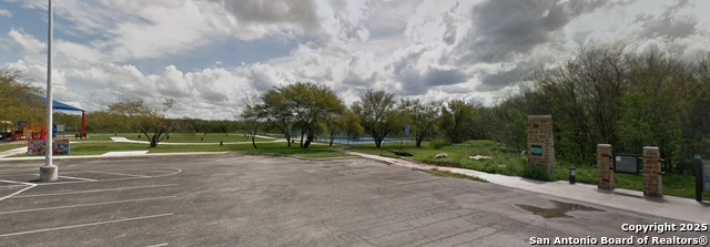 Listing photo id 44 for 11922 Chipper Landing