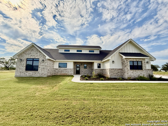 Details for 156 Firewheel Loop, Floresville, TX 78114