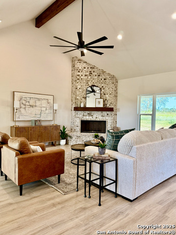 Image 17 of 40 For 156 Firewheel Loop