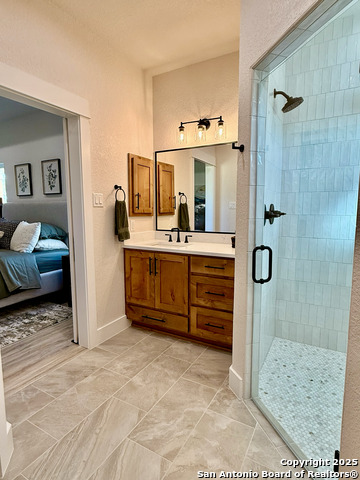 Image 6 of 40 For 156 Firewheel Loop